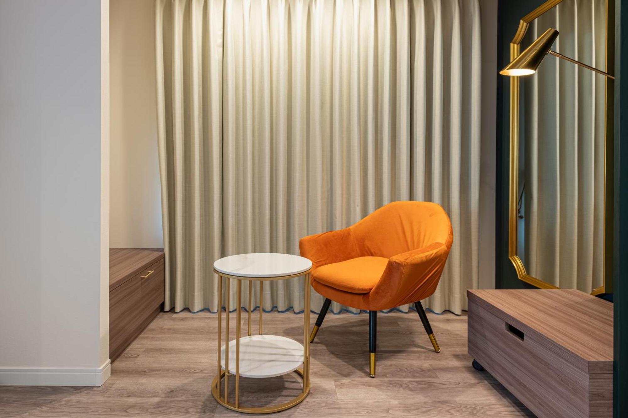 NC Square Shinjuku -All Suite Residence- Tokyo Bagian luar foto